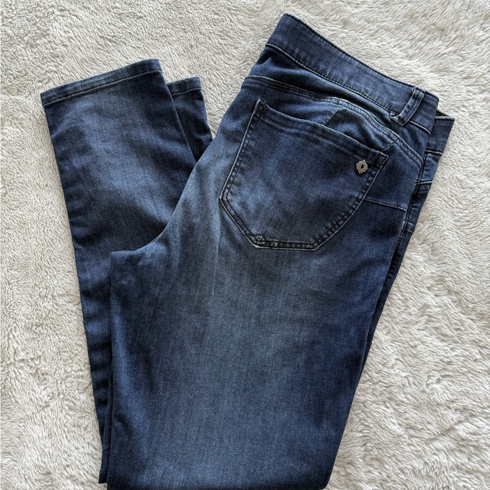 Women’s Democracy “Ab”solution Denim Jeggings, size 16, VGUC